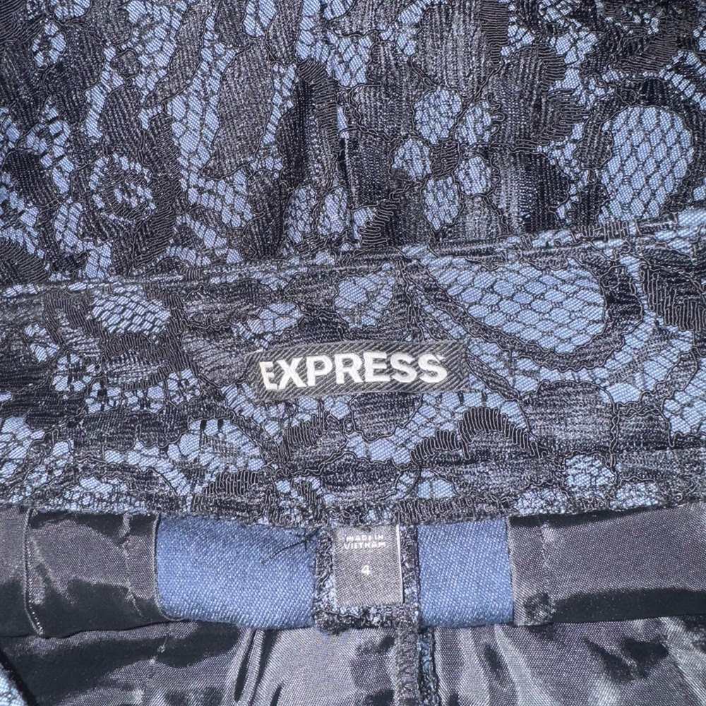 Express Black High Waist Shorts with Elegant Design - Picture 5 of 5